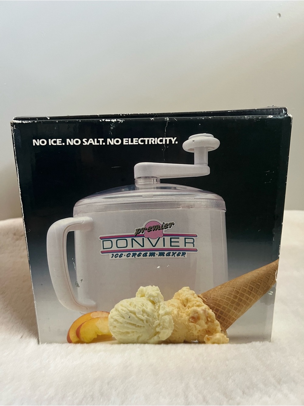 Vintage Donvier Premier Ice Cream Maker 1 Quart Manual Freezer Maker w/ Box - Picture 7 of 9